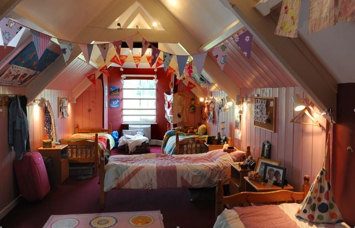 1-Campus-accommodation-Girlss-room-Rose-MTE