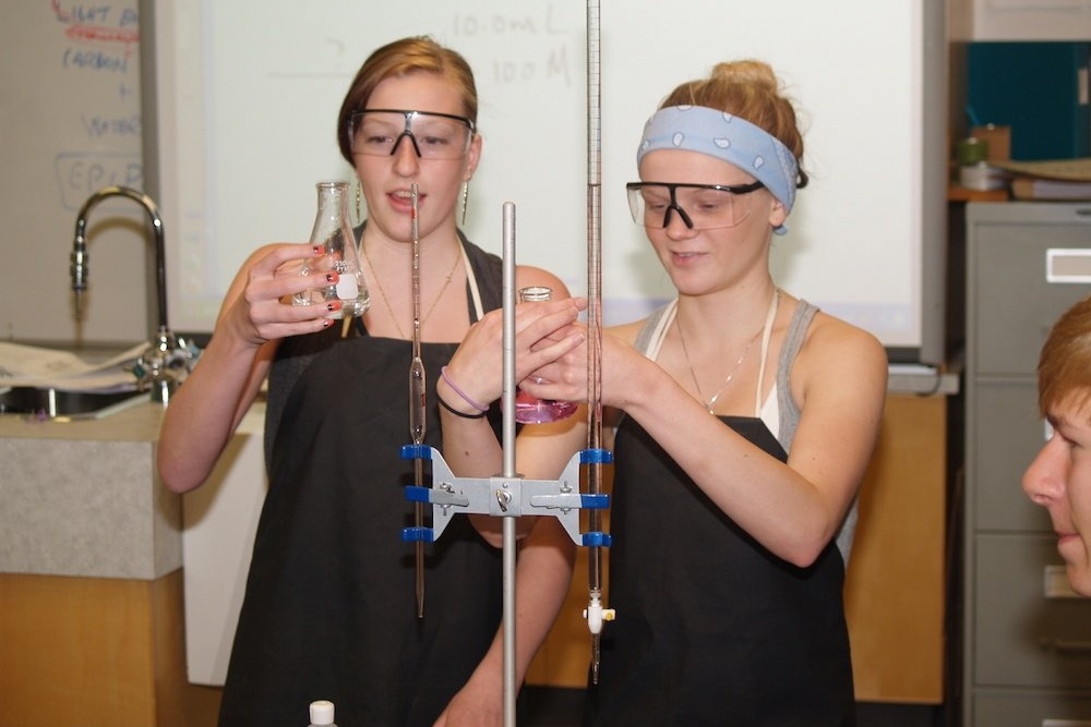 clase de química en canada