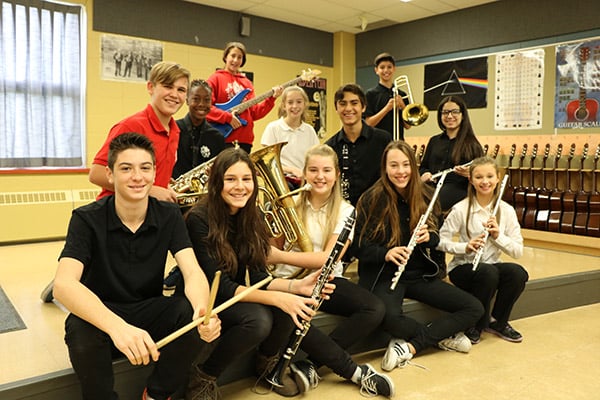 año escolar en riverside quebec