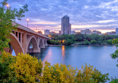 colegios en saskatoon